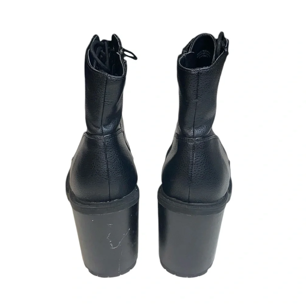 Forever 21 Black Faux Leather Ankle Boots, Size 10 - Picture 10 of 15